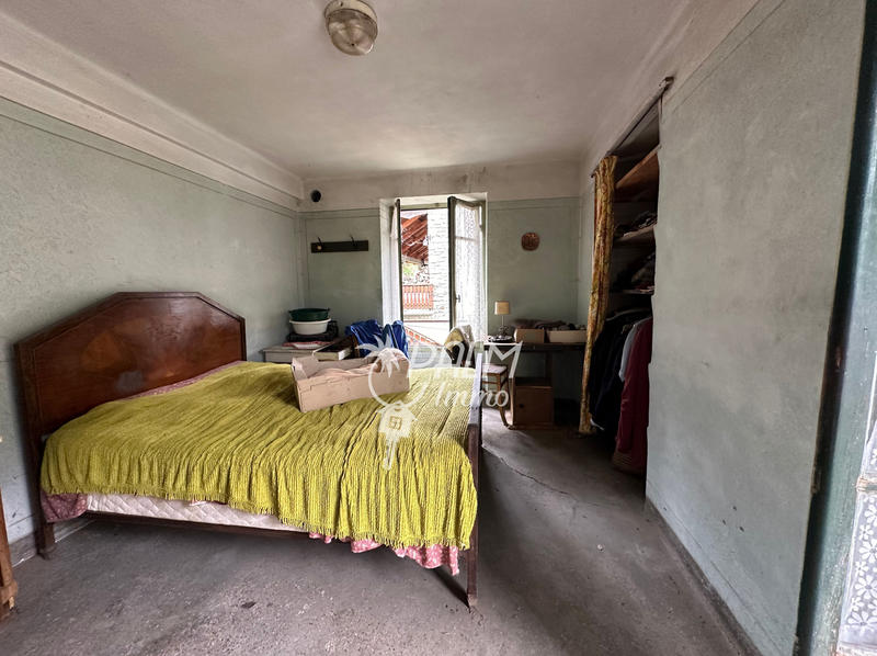 Maison - 180 m² - 4 pièces