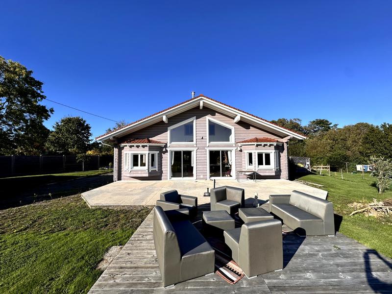 Maison - 132 m² - 4 pièces