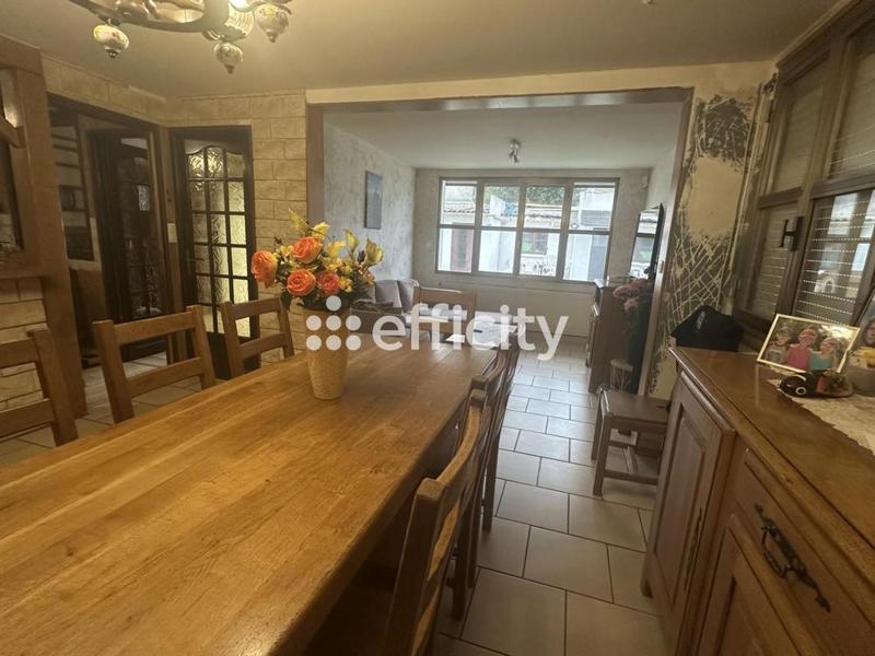 Maison - 115 m² - 6 pièces