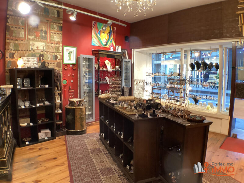 Fonds de commerce - Magasins - 58 m²