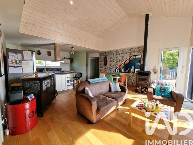 Maison - 145 m² - 7 pièces