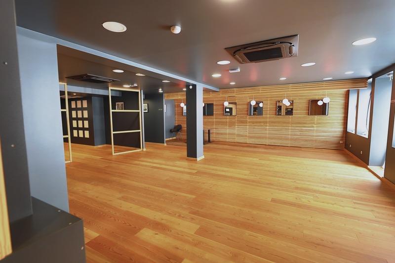 Local commercial - 234 m² - 4 pièces