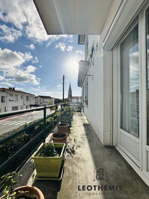 Maison traditionnelle - 185 m² - 9 pièces