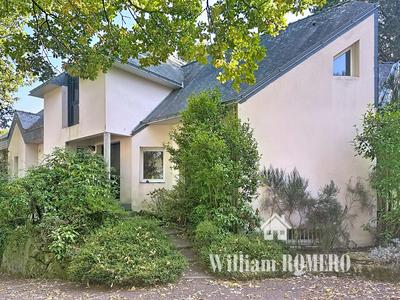 Villa - 236 m² - 7 pièces