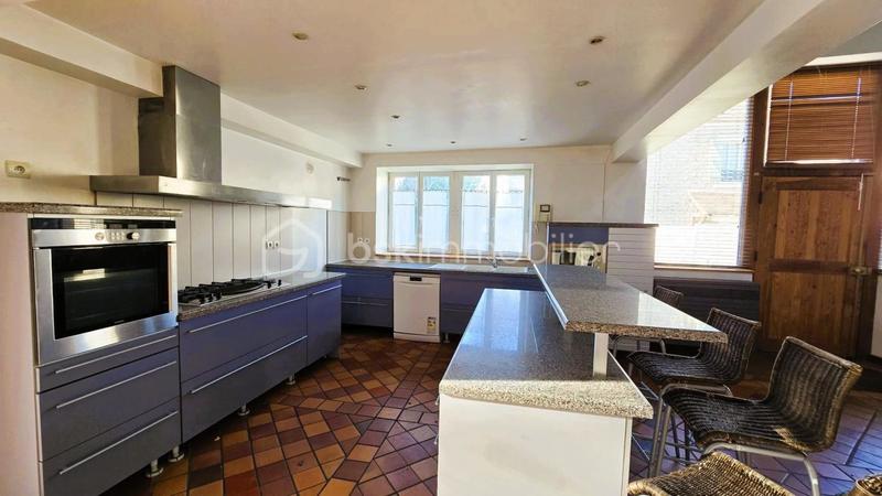 Maison - 160 m² - 7 pièces