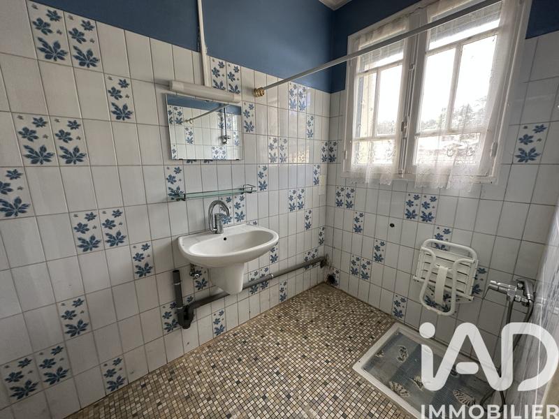 Maison - 123 m² - 8 pièces