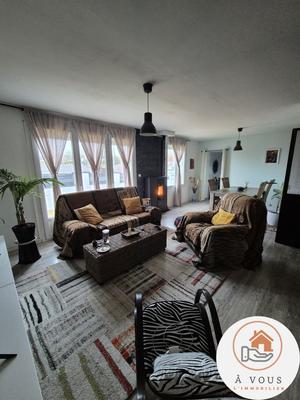 Maison - 84 m² - 3 pièces