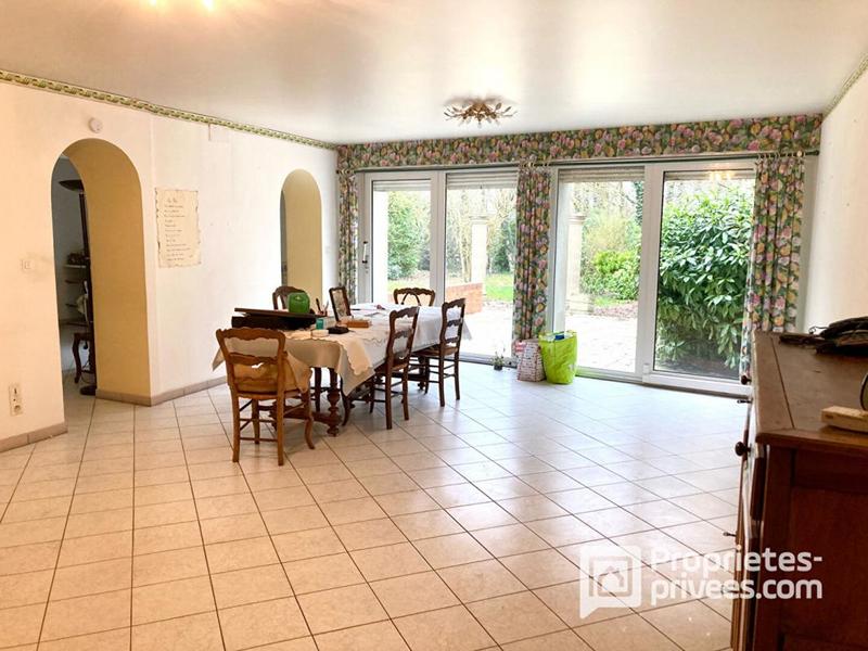 Maison - 253 m² - 9 pièces