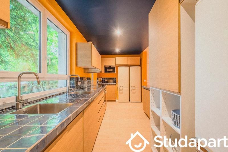 Chambre - 14 m² - 1 pièce