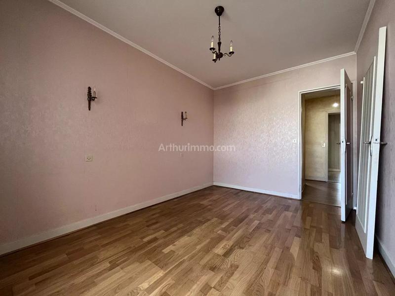 Appartement - 100 m² - 4 pièces