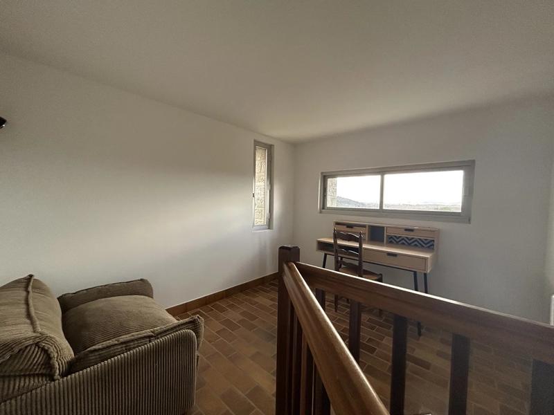 Maison - 245 m² - 7 pièces