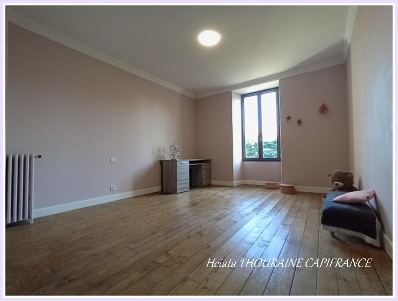 Maison - 267 m² - 9 pièces