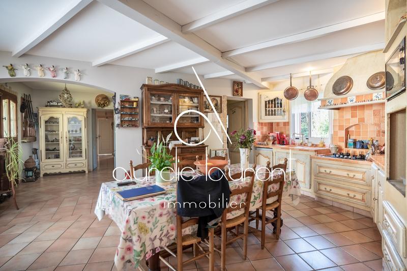 Maison - 165 m² - 6 pièces