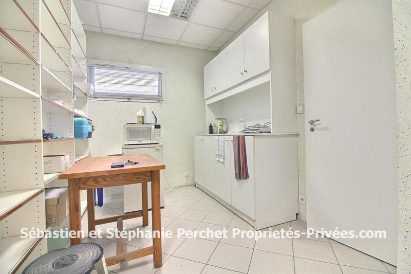 Maison - 213 m² - 8 pièces