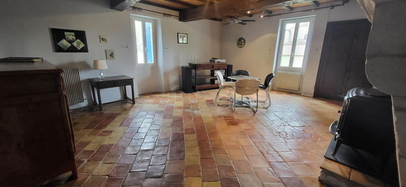 Maison - 210 m² - 5 pièces