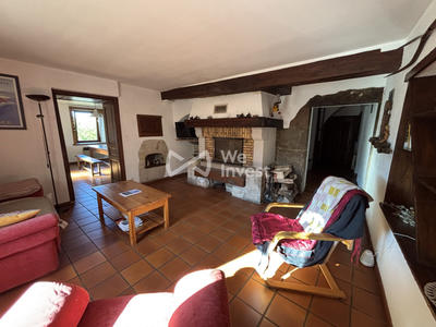 Maison - 300 m² - 9 pièces