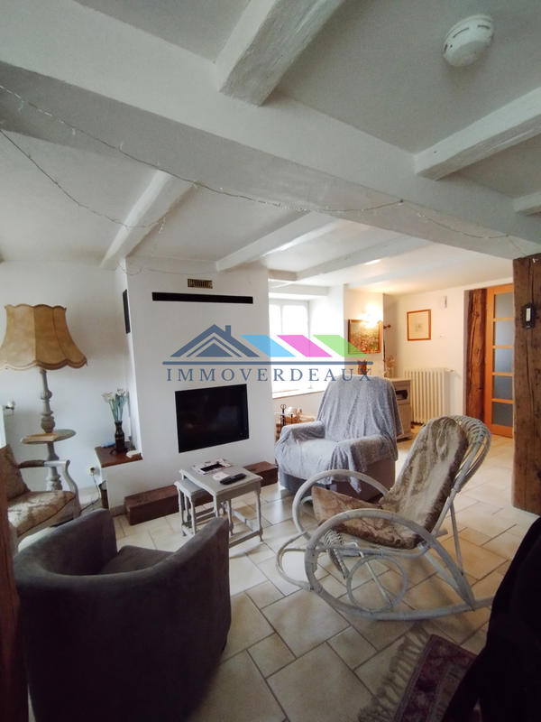 Maison - 215 m² - 10 pièces