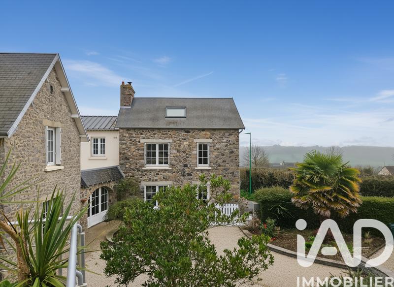 Maison - 147 m² - 7 pièces