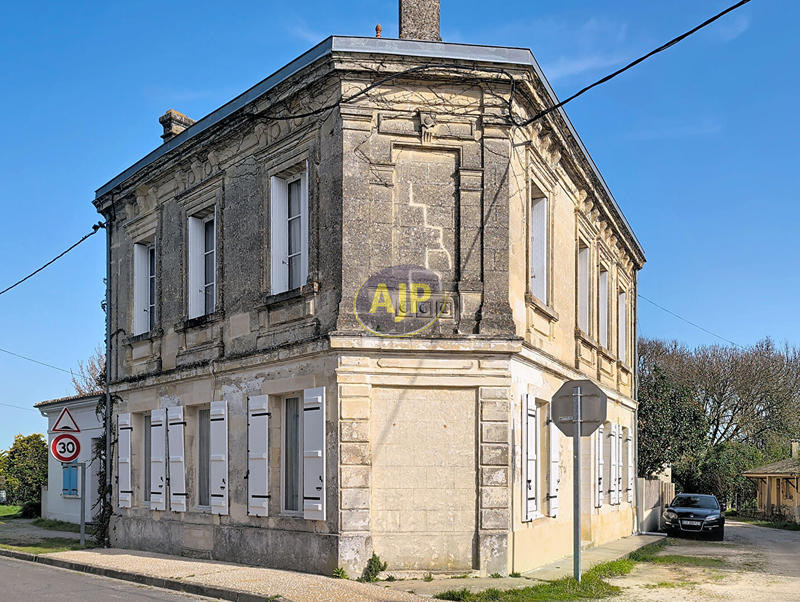 Maison - 169 m² - 6 pièces