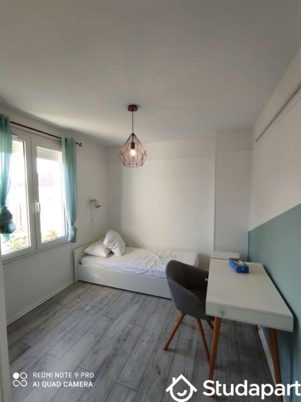 Chambre - 10 m² - 1 pièce