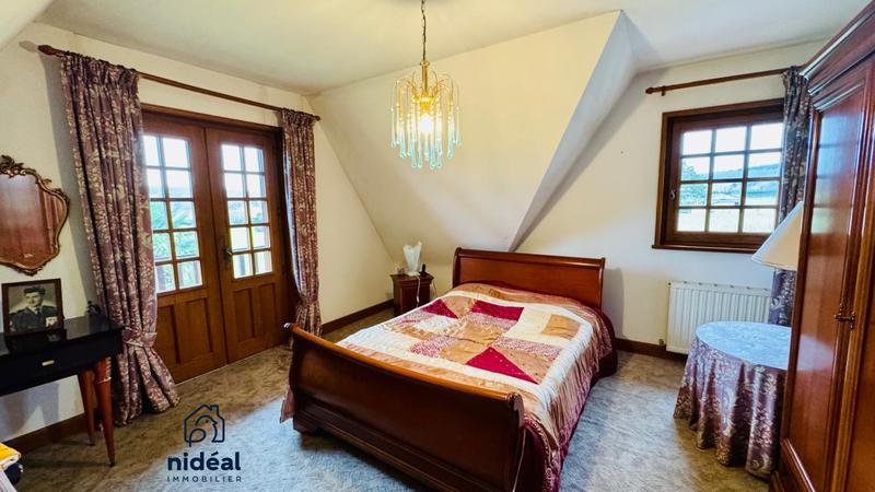 Villa - 277 m² - 7 pièces