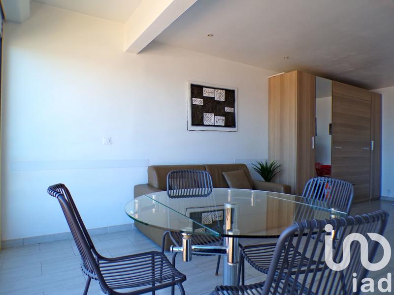 Studio - 30 m² - 1 pièce