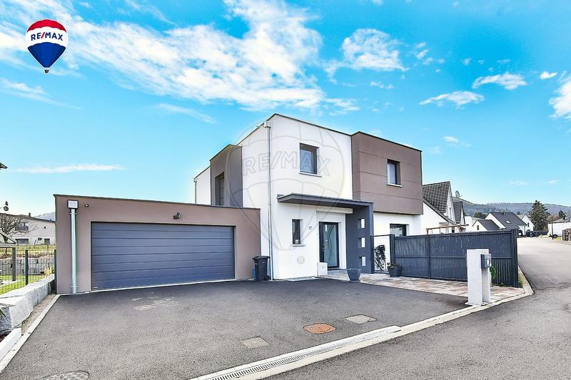 Maison - 160 m² - 6 pièces