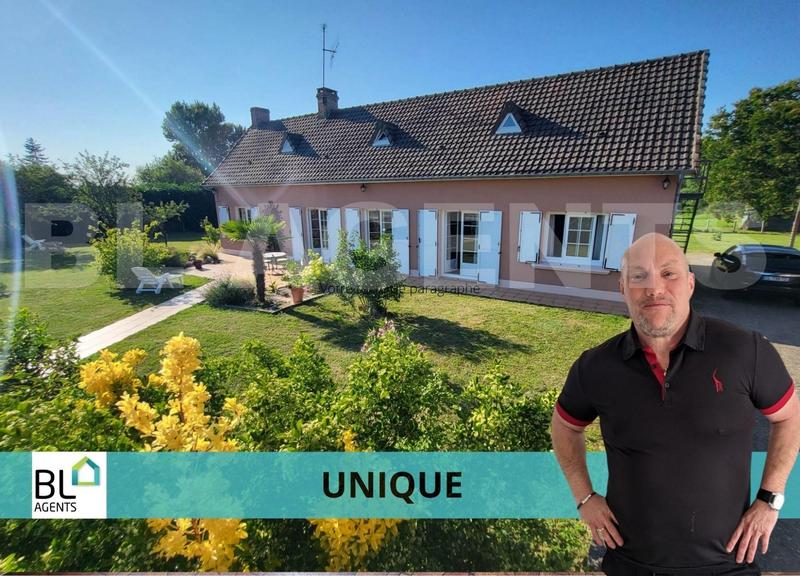 Maison traditionnelle - 152 m² - 8 pièces