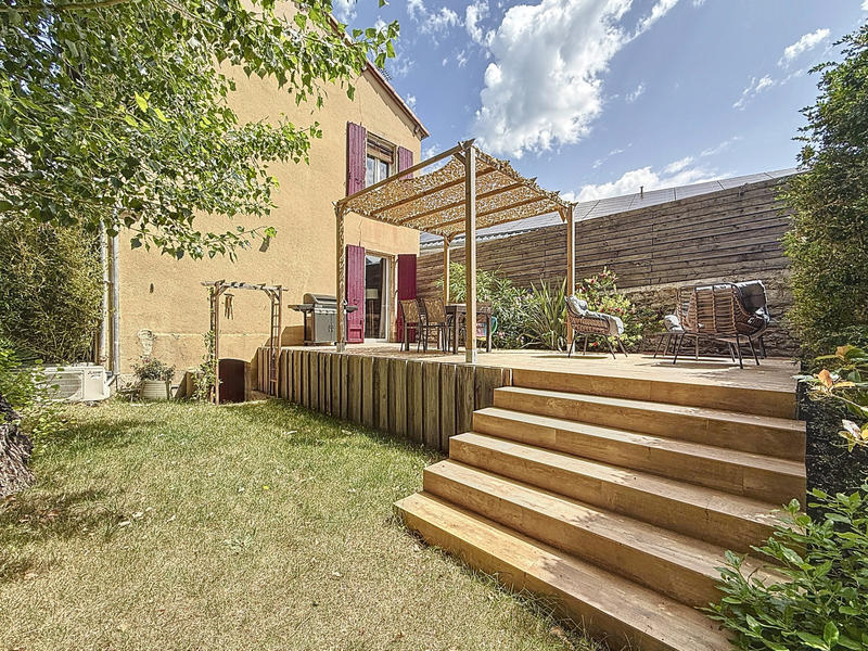 Maison - 90 m² - 4 pièces