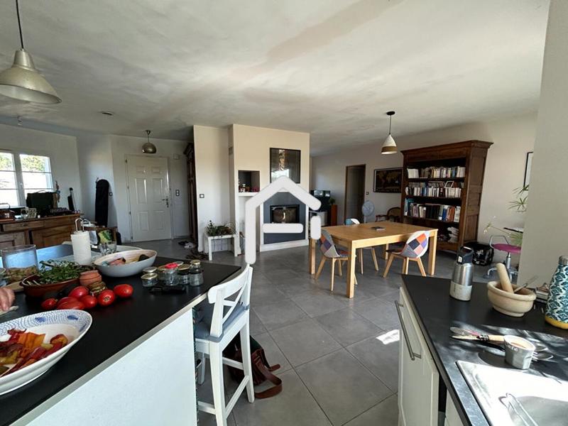 Maison - 135 m² - 5 pièces