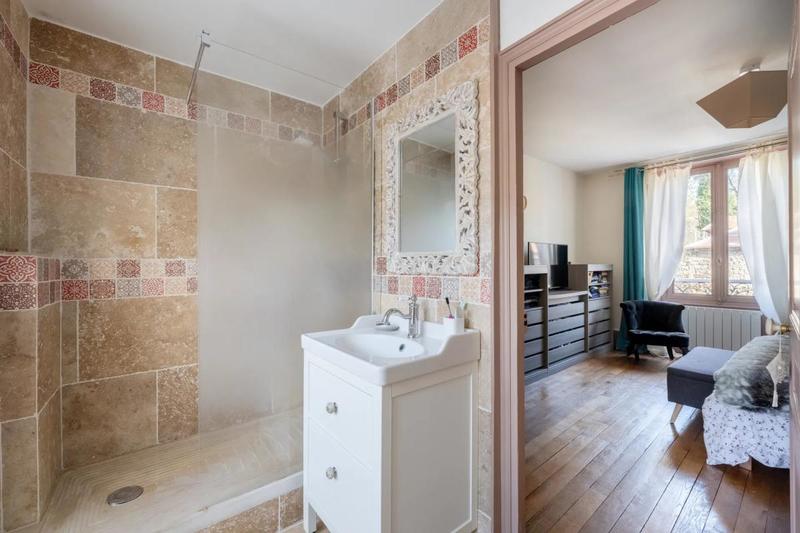 Maison - 201 m² - 6 pièces