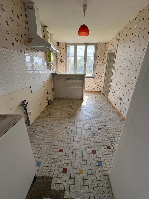 Maison - 90 m² - 4 pièces