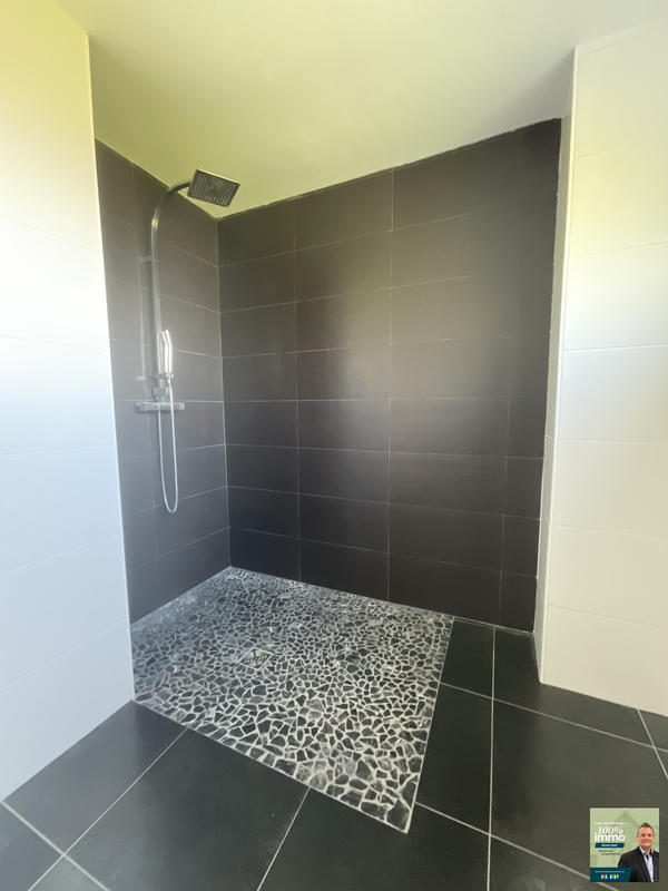 Villa - 486 m² - 11 pièces