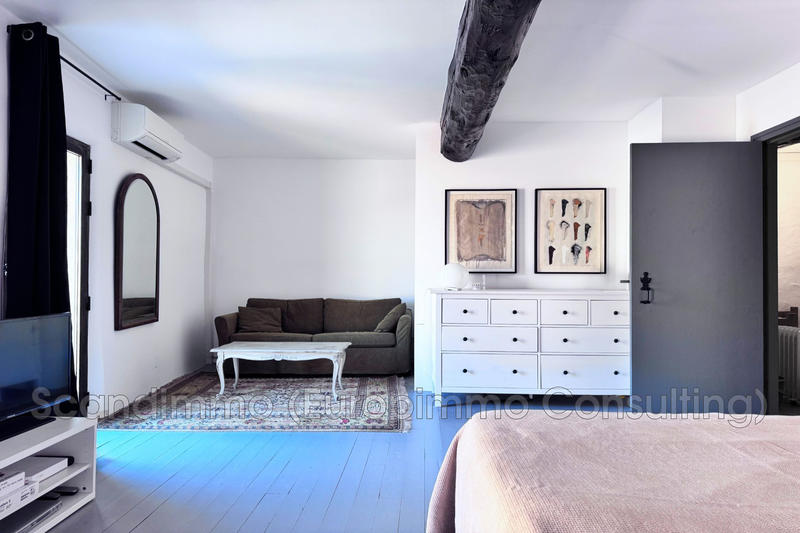 Maison - 161 m² - 7 pièces