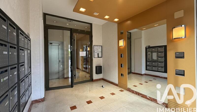 Appartement - 82 m² - 4 pièces