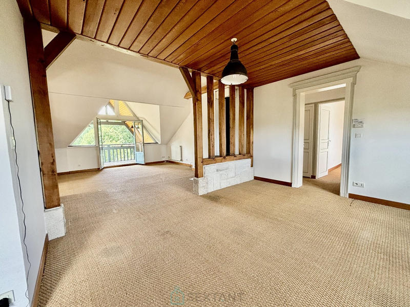 Appartement - 120 m² - 4 pièces