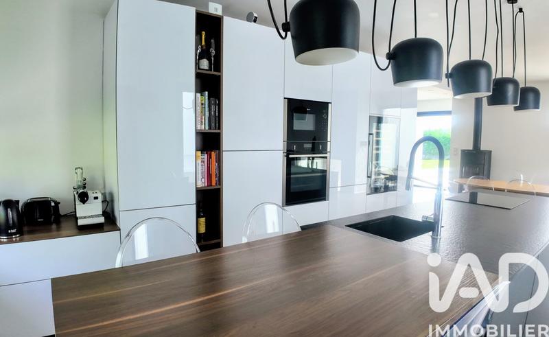 Maison de maîtres - 208 m² - 6 pièces