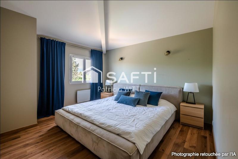 Maison - 158 m² - 5 pièces