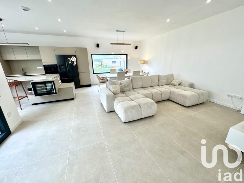 Maison - 158 m² - 6 pièces