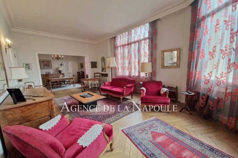 Appartement - 132 m² - 5 pièces