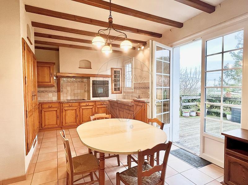 Maison - 138 m² - 7 pièces