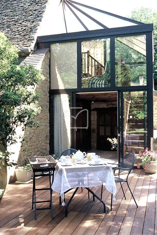 Maison - 330 m² - 12 pièces