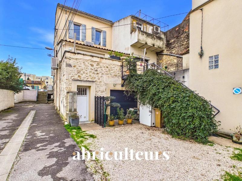 Maison - 156 m² - 7 pièces