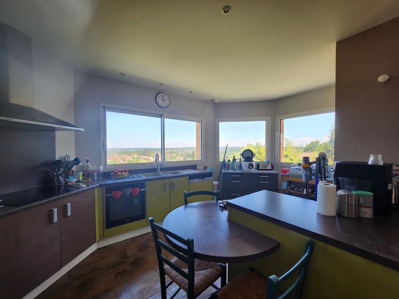 Maison - 170 m² - 7 pièces