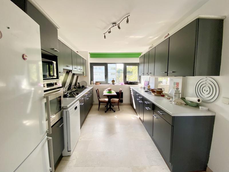 Appartement - 142 m² - 4 pièces