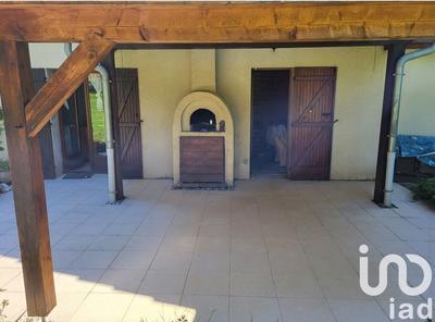 Maison - 90 m² - 5 pièces