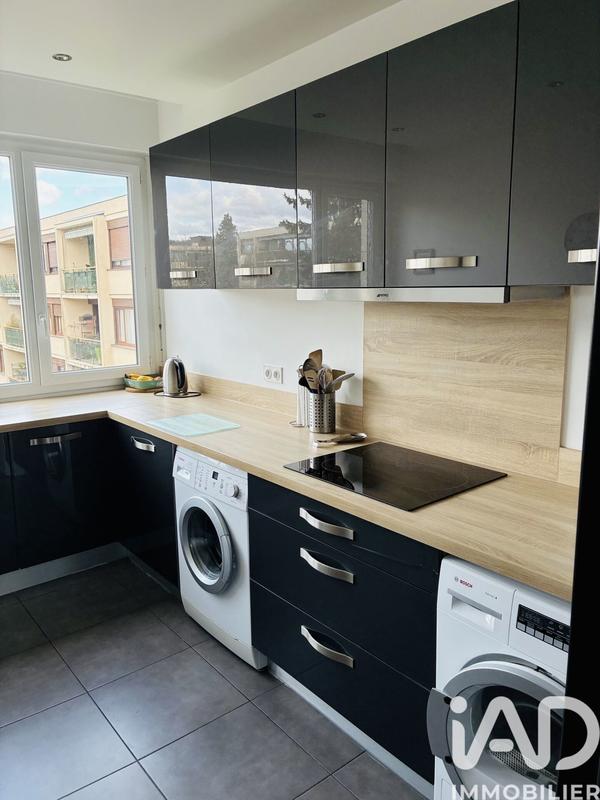 Appartement - 120 m² - 5 pièces