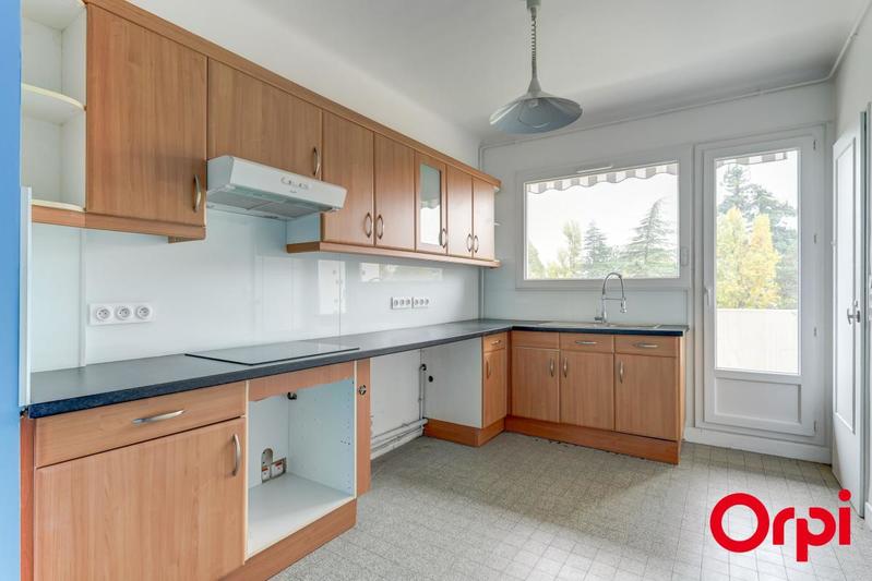 Appartement - 81 m² - 3 pièces