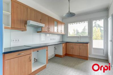 Appartement - 81 m² - 3 pièces