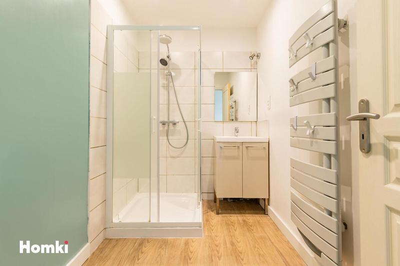 Maison - 210 m² - 7 pièces